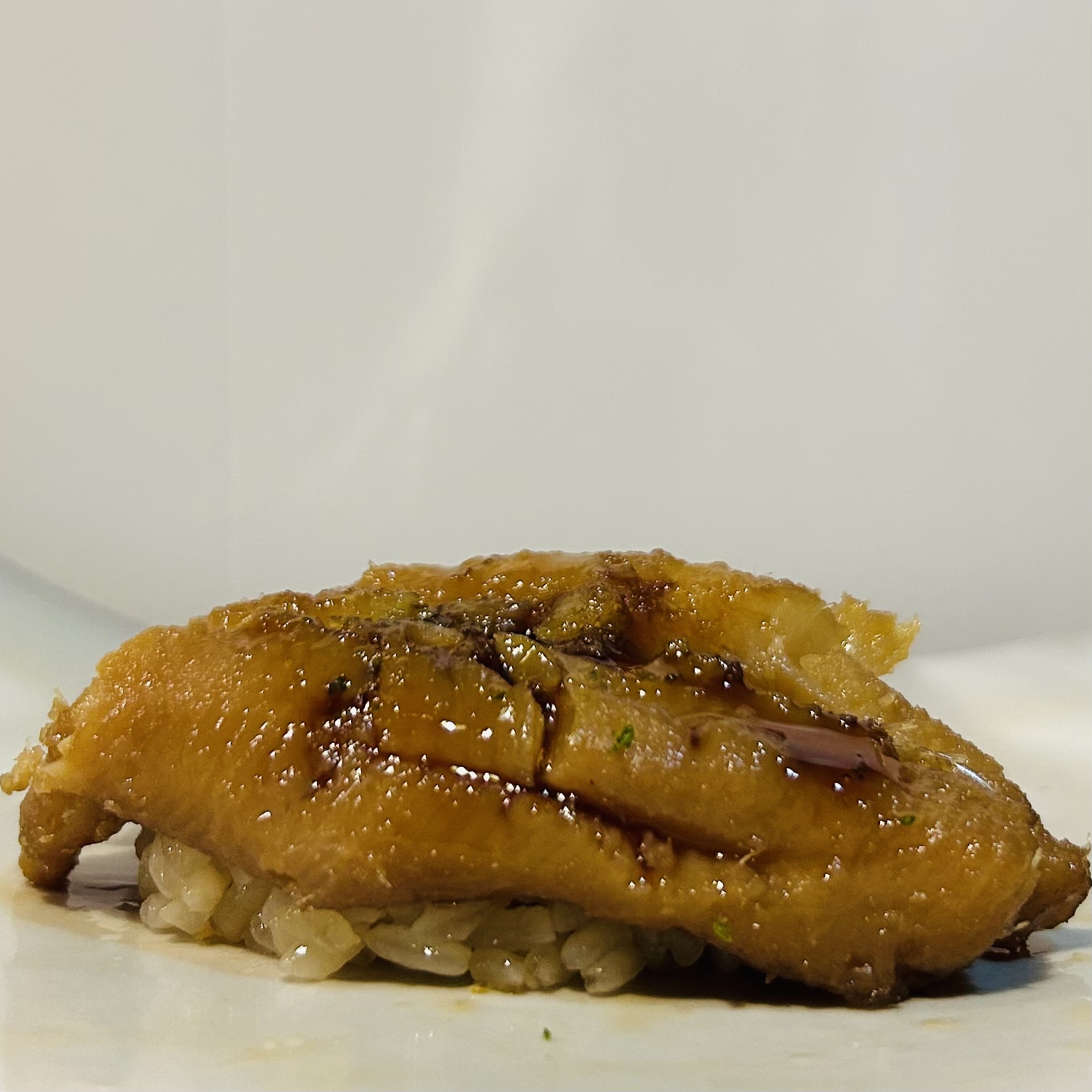 これ煮穴子ですよね？いや、未利用魚の「エソ」って魚です。