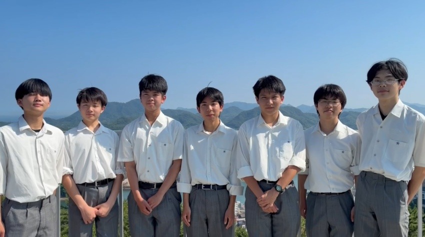 自己紹介①近大福山科学部です!