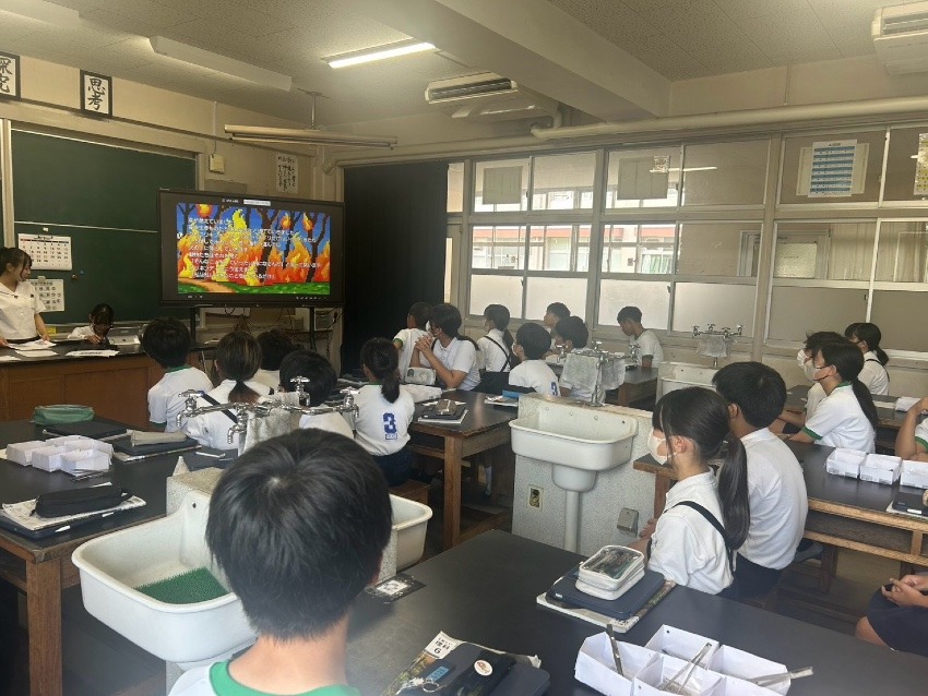 川上小学校で出前授業をしてきました!
