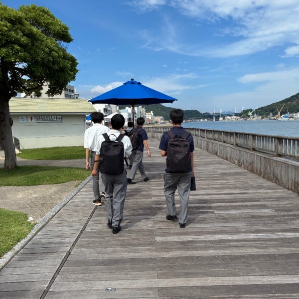 自己紹介②近大福山科学部です！
